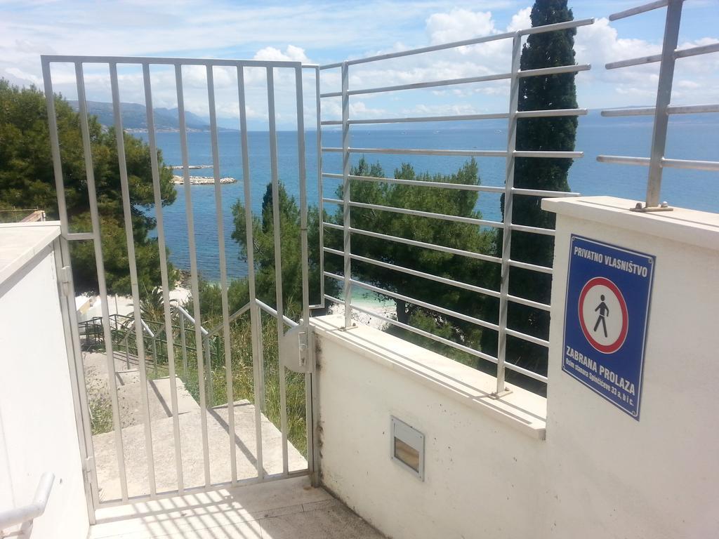 Near Beach Apartment Reno With Private Parking Split Eksteriør billede