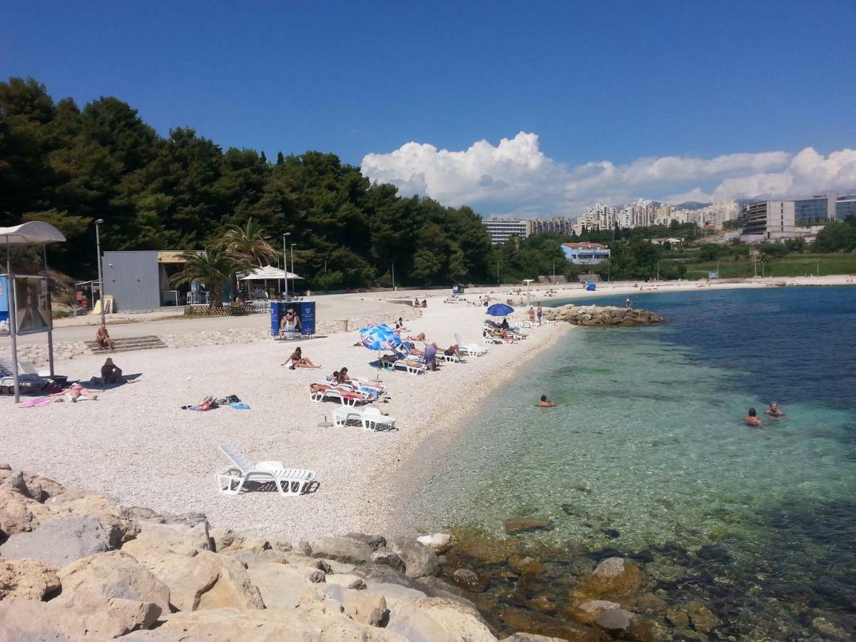 Near Beach Apartment Reno With Private Parking Split Eksteriør billede